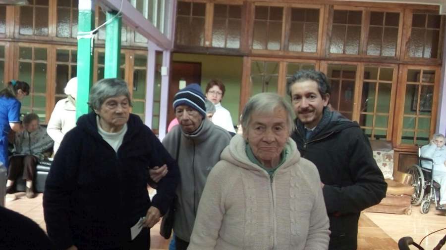 Visita-hogar-ancianos-007